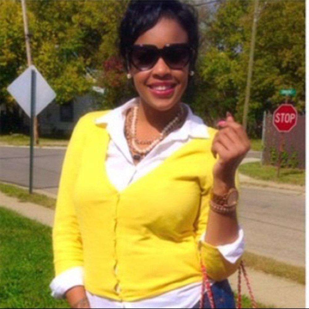 Cardigan - Picture 2 of 2